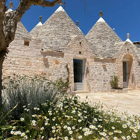 Trulli Satia Villa *